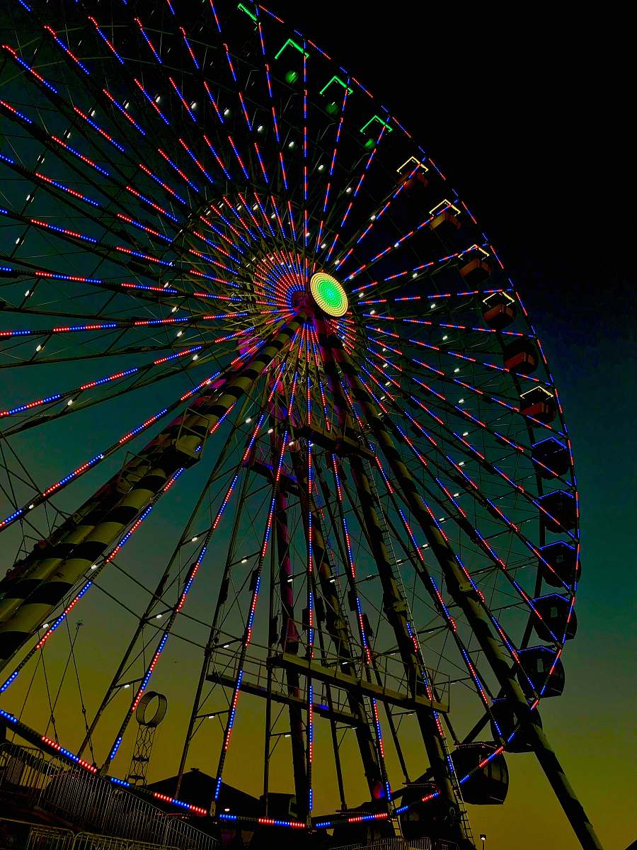 ferris wheel photography of ferris wheel during daytime unnamed road